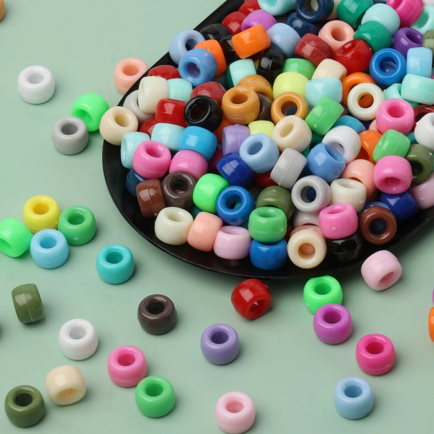 100 חרוזי פוני 6x9 מ"מ – חרוזים צבעוניים עם חור גדול ל־DIY ותכשיטים